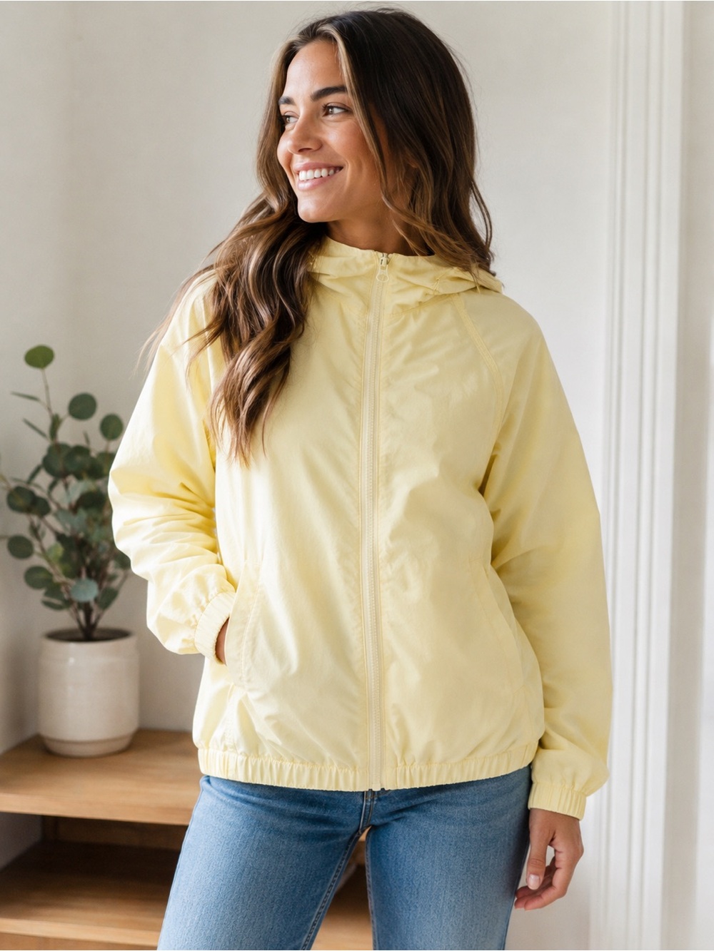 UNIQLO Yellow Hooded Lightweight Rain Jacket Windbreaker XS